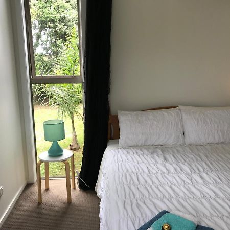 Bed and breakfast Jennie'S In Whitianga Extérieur photo