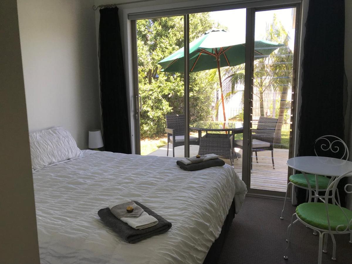 Bed and breakfast Jennie'S In Whitianga Extérieur photo